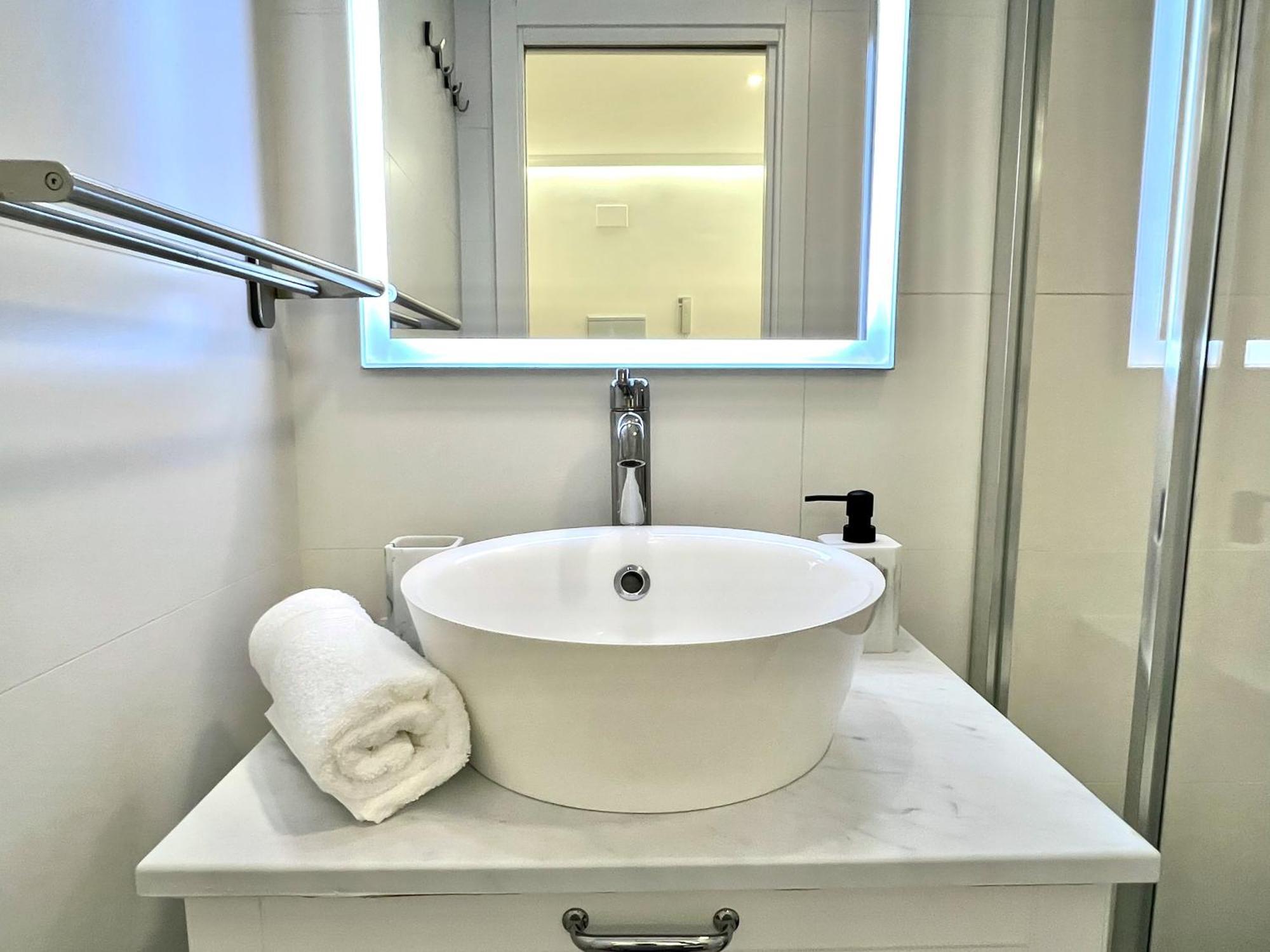 Apartment In The Heart Of Madrid-Piso En Malasana Exteriér fotografie